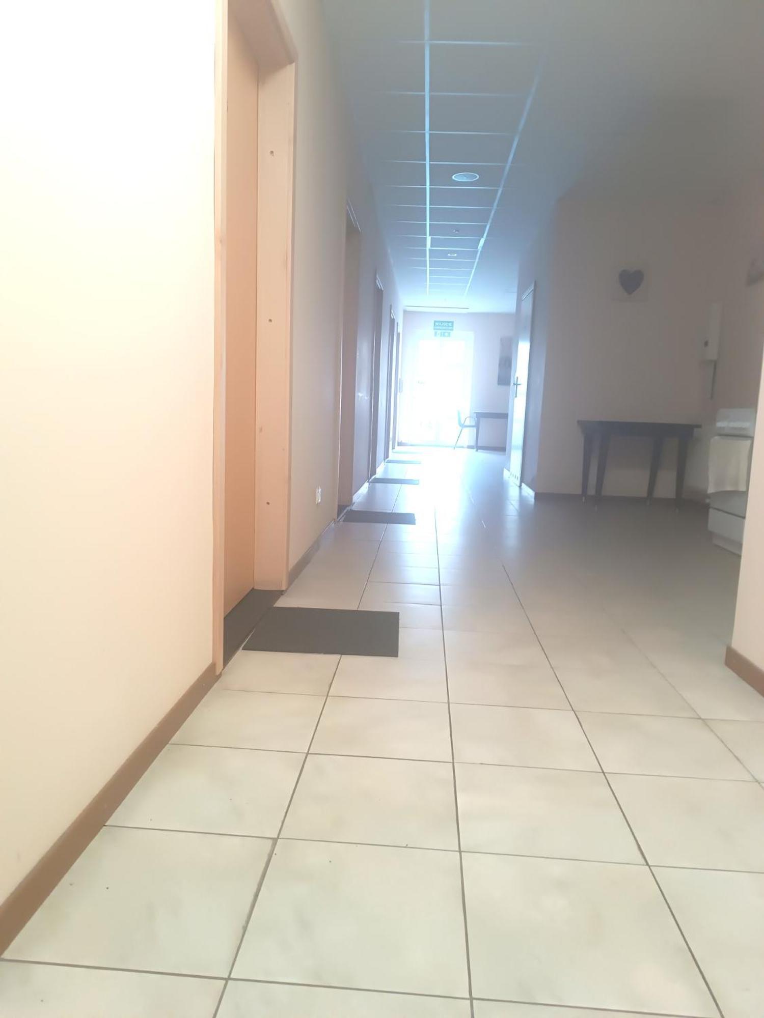 Hostel Krosnienska 12 Жельона Гора Екстериор снимка