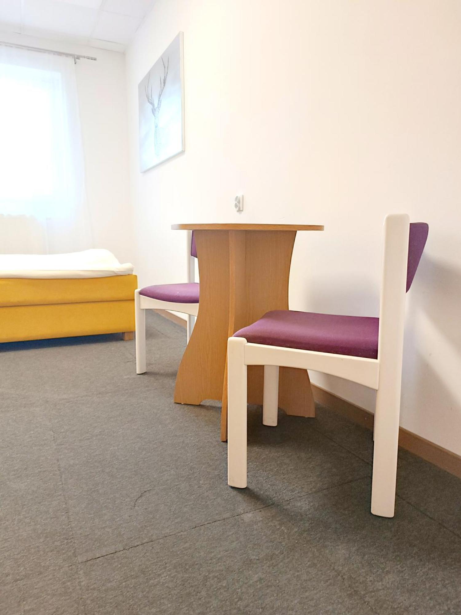 Hostel Krosnienska 12 Жельона Гора Екстериор снимка